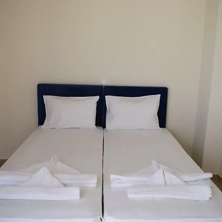Fedra * Agios Nikolaos